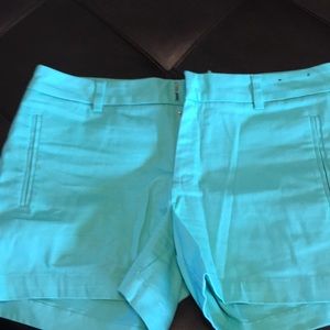 A.n.a. Twill shorts size 8 mid length